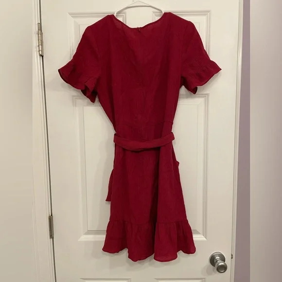 Like new ruffle dress - Picture 2 of 5